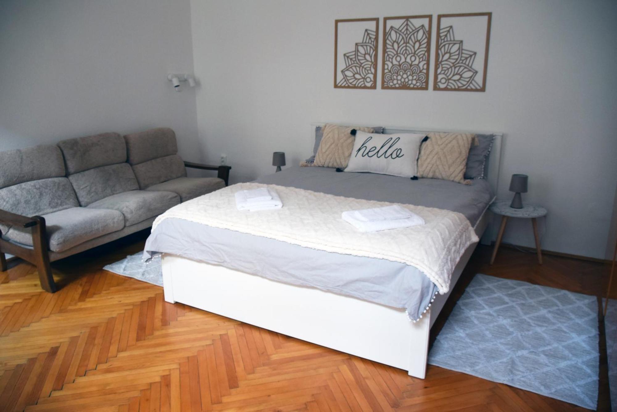 Hi!5 Spacious Apartment Budapest Palotanegyed ภายนอก รูปภาพ